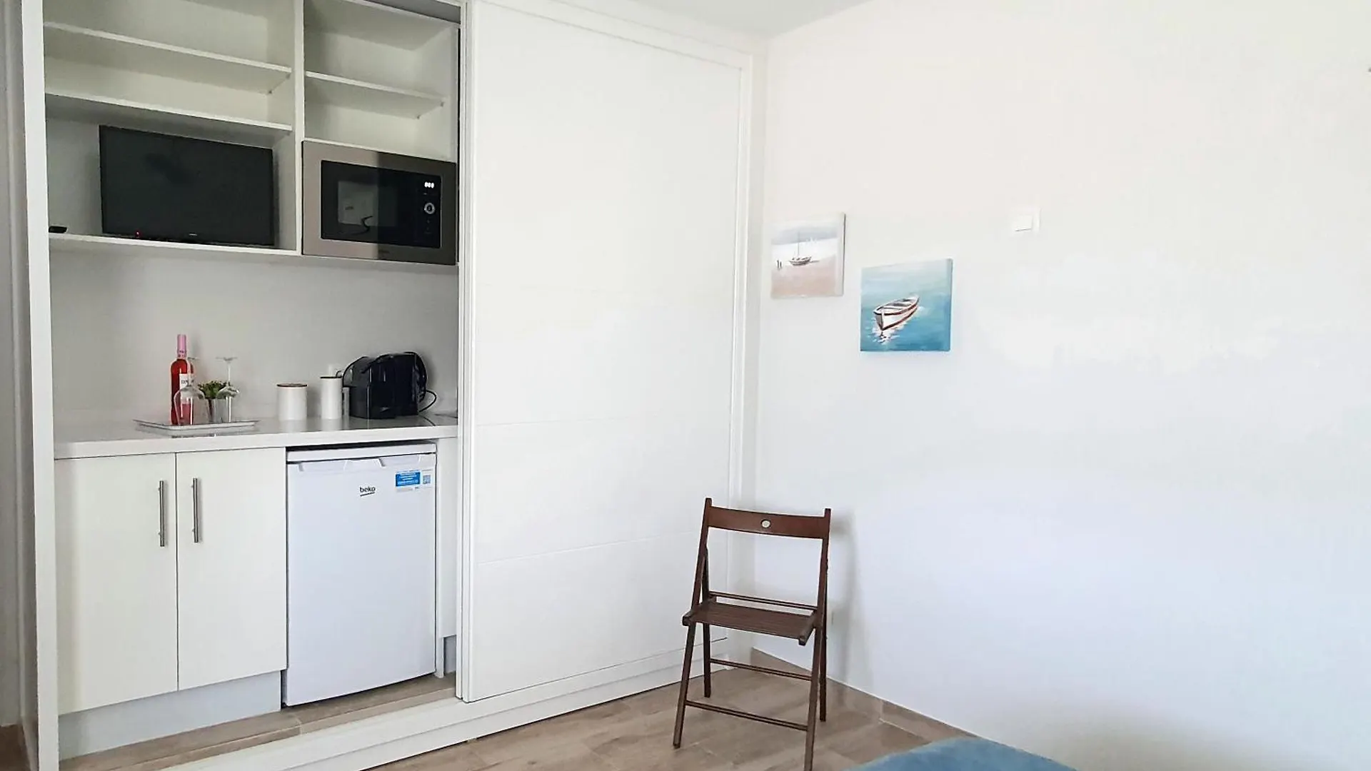 Blue Vista Gardenroom Marbella Spain
